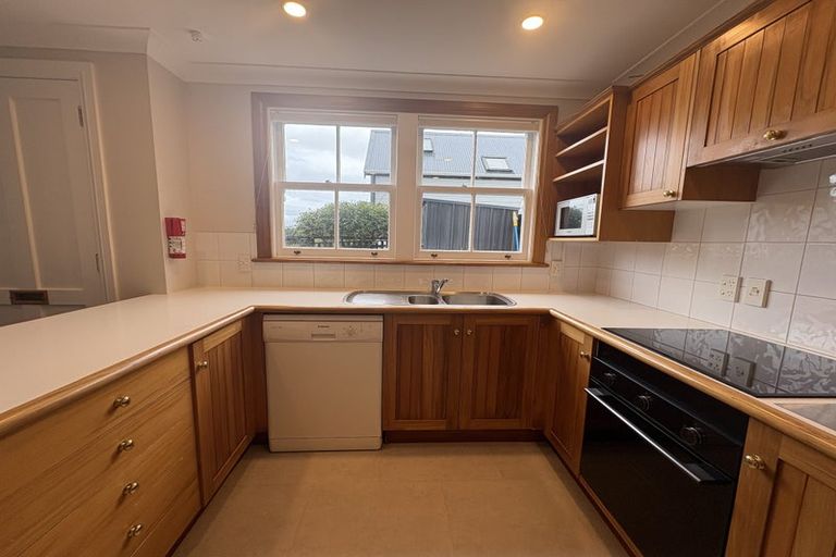 Photo of property in 18b Saint Mary Street, Thorndon, Wellington, 6011