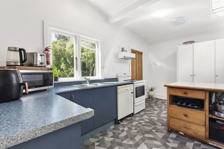 Photo of property in 27 Nairn Street, Mount Cook, Wellington, 6011