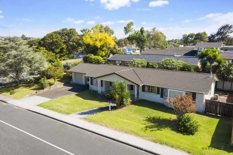 Photo of property in 2a Matuhi Rise, Henderson, Auckland, 0612