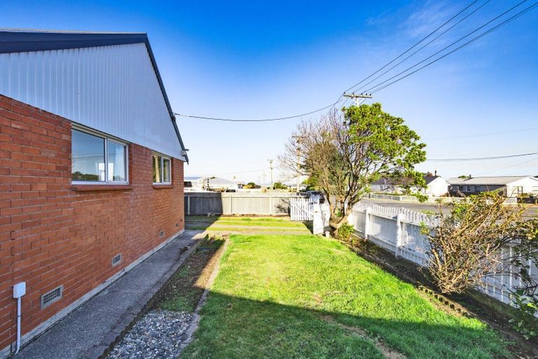 Photo of property in 51 Frome Street, Clifton, Invercargill, 9812
