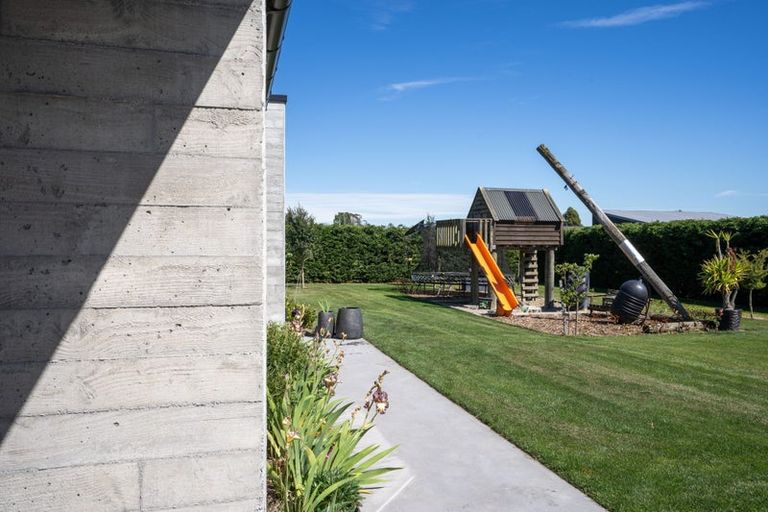 Photo of property in 112 Birchs Road, Prebbleton, 7674