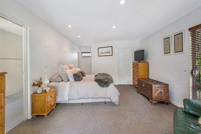 Photo of property in 1/17 Kotare Street, Fendalton, Christchurch, 8041