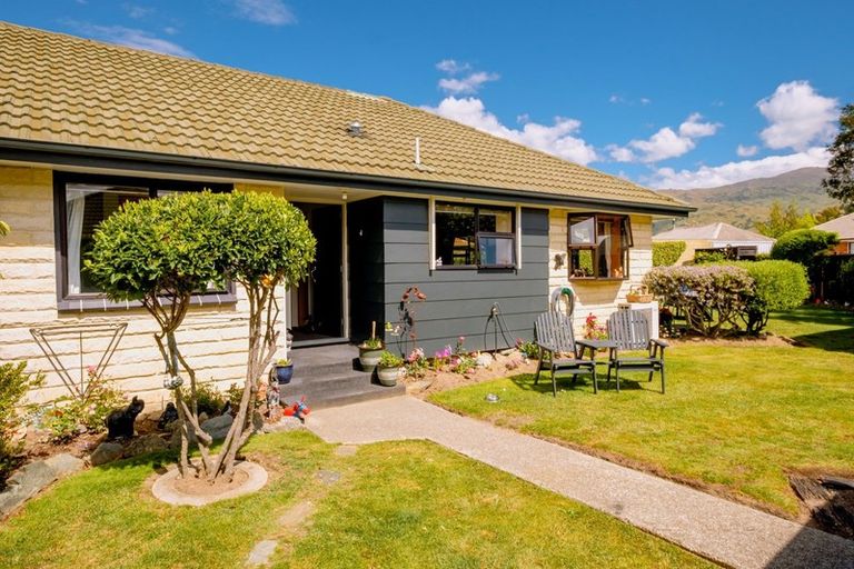 Photo of property in 18 Cairnmuir Crescent, Cromwell, 9310