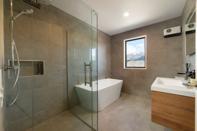 Photo of property in 43 Mcadam Drive, Jacks Point, Queenstown, 9371