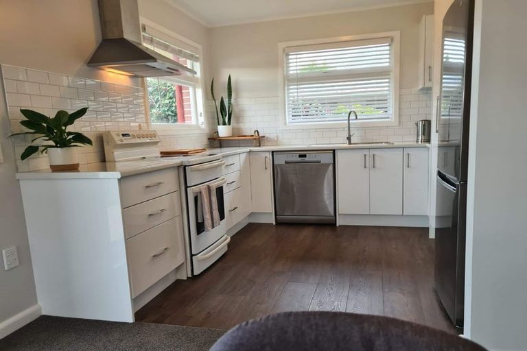 Photo of property in 33 Toorak Avenue, Avonhead, Christchurch, 8042