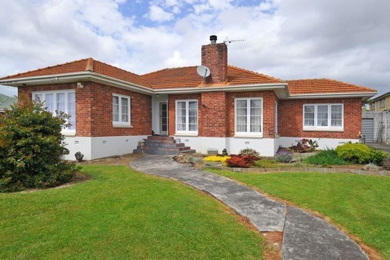 Photo of property in 21 Ashlynne Avenue, Papatoetoe, Auckland, 2025