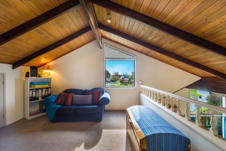 Photo of property in 14 Halyard Close, Flagstaff, Hamilton, 3210