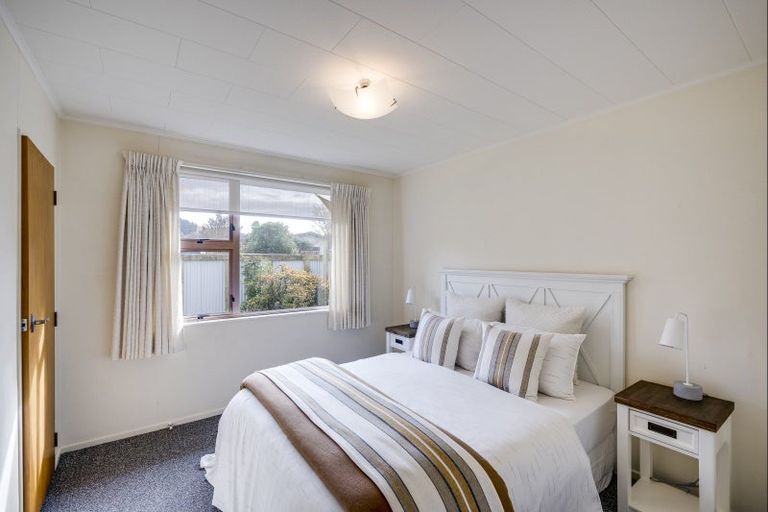 Photo of property in 2 Nicholas Street, Taradale, Napier, 4112