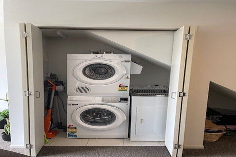 Photo of property in 5/26 Oneroa Road, East Tamaki, Auckland, 2013