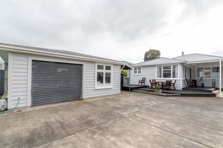 Photo of property in 121 Dixon Street, Masterton, 5810