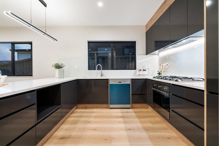 Photo of property in 21 Christella Street, Flat Bush, Auckland, 2019