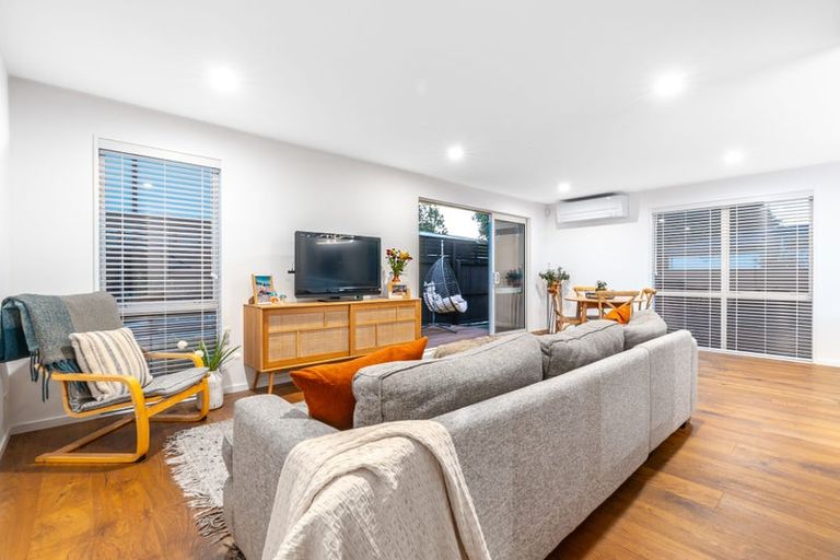 Photo of property in 2/179 Weston Road, St Albans, Christchurch, 8052