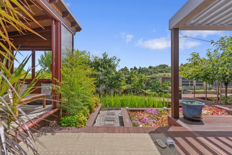 Photo of property in 9 Mohill Place, East Tamaki Heights, Auckland, 2016