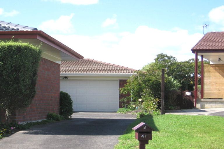 Photo of property in 2/41 Frank Evans Place, Henderson, Auckland, 0610