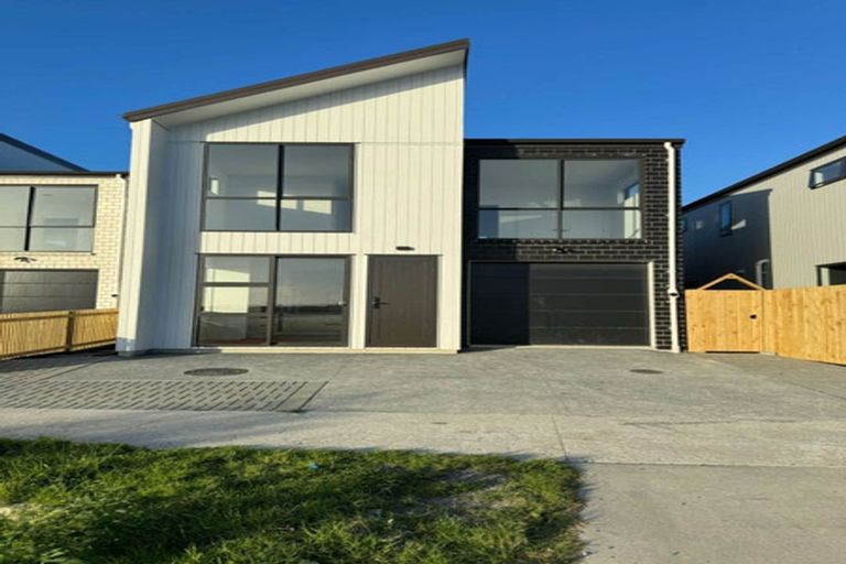 Photo of property in 99 Limestone Drive, Hobsonville, Auckland, 0616