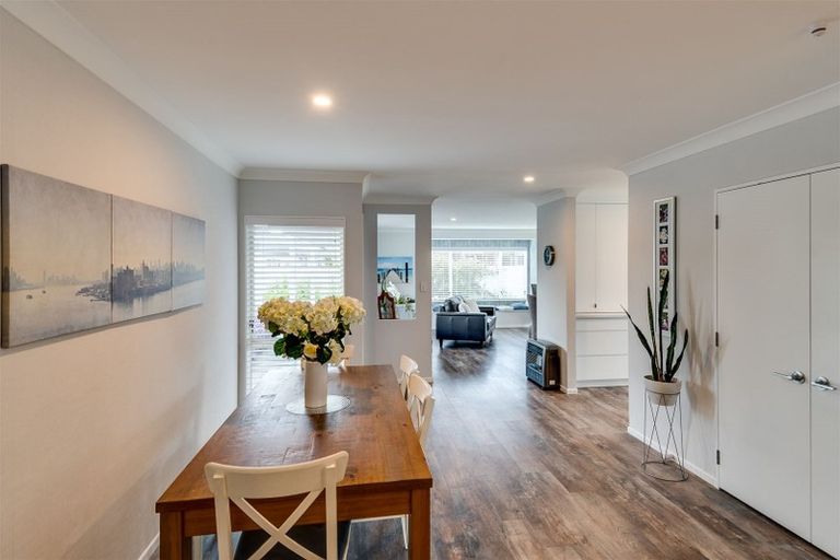 Photo of property in 4 Gresham Place, Taradale, Napier, 4112