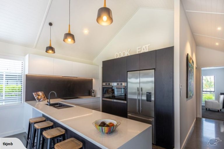 Photo of property in 7 Harmony Way, Cambridge, 3434