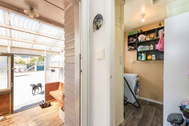 Photo of property in 37 Gladstone Road, Richmond, 7020