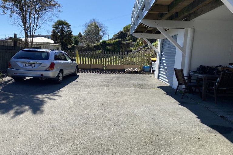Photo of property in 17 Tahunanui Drive, Tahunanui, Nelson, 7011