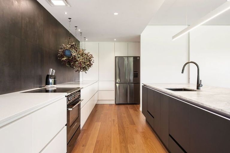 Photo of property in 43 Kingcraft Drive, Prebbleton, Christchurch, 7676