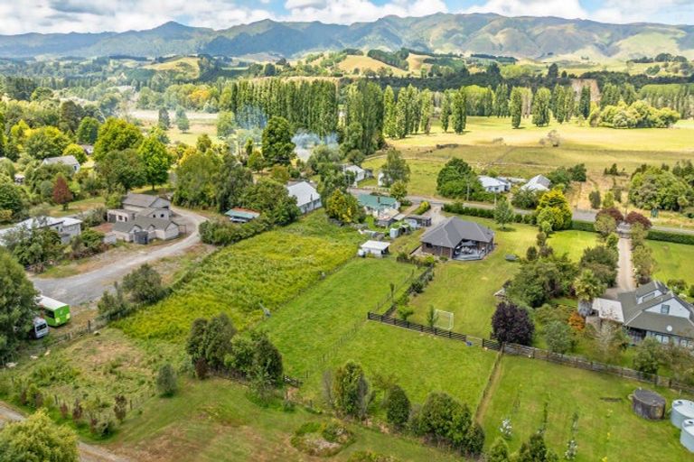 Photo of property in 1267 Pohangina Road, Pohangina, Ashhurst, 4884