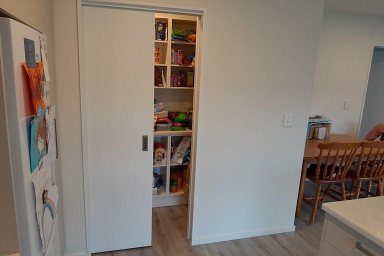 Photo of property in 3 Witte Street, Woodend, 7610