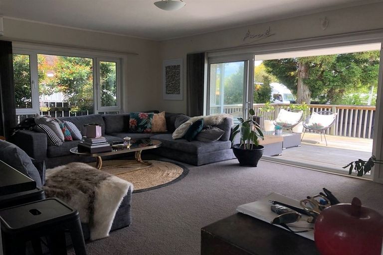 Photo of property in 1/84 Rosier Road, Glen Eden, Auckland, 0602