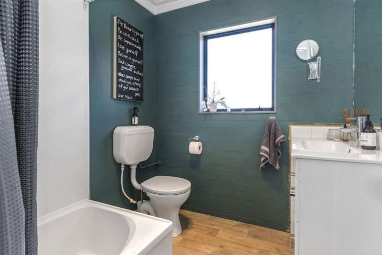 Photo of property in 230c Gravatt Road, Papamoa Beach, Papamoa, 3118