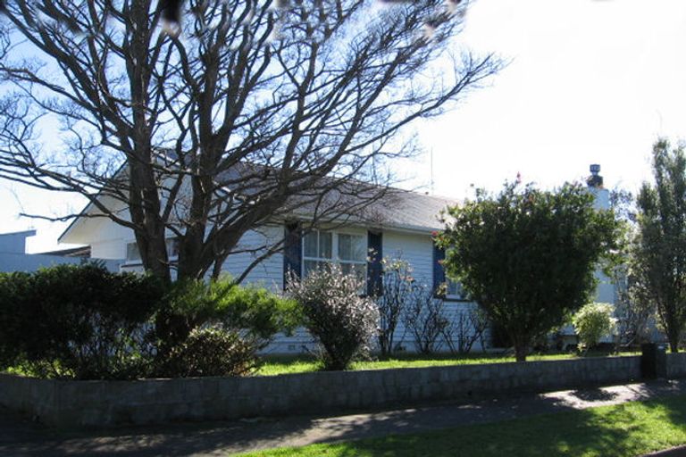 Photo of property in 55 Holdsworth Avenue, Milson, Palmerston North, 4414