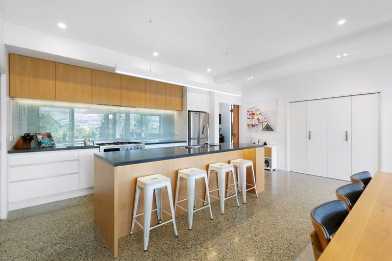 Photo of property in 5 Kerrera Lane, Jacks Point, Queenstown, 9371