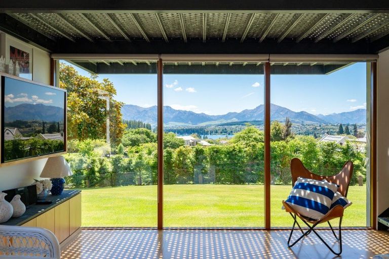 Photo of property in 11 Elderberry Crescent, Wanaka, 9305