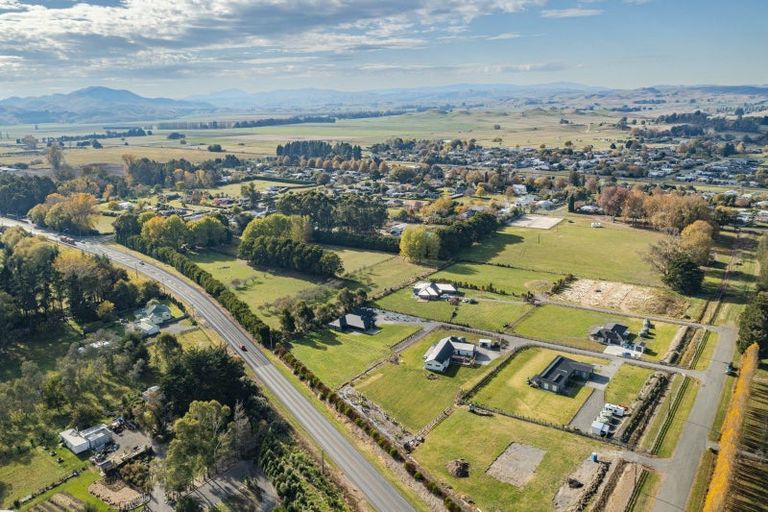 Photo of property in 1 Stock Road, Otane, 4276