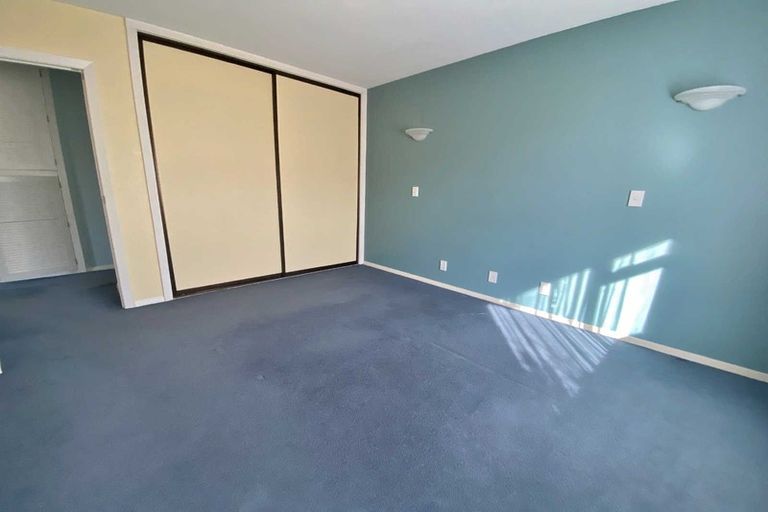 Photo of property in 15 Ashfield Place, Ilam, Christchurch, 8041
