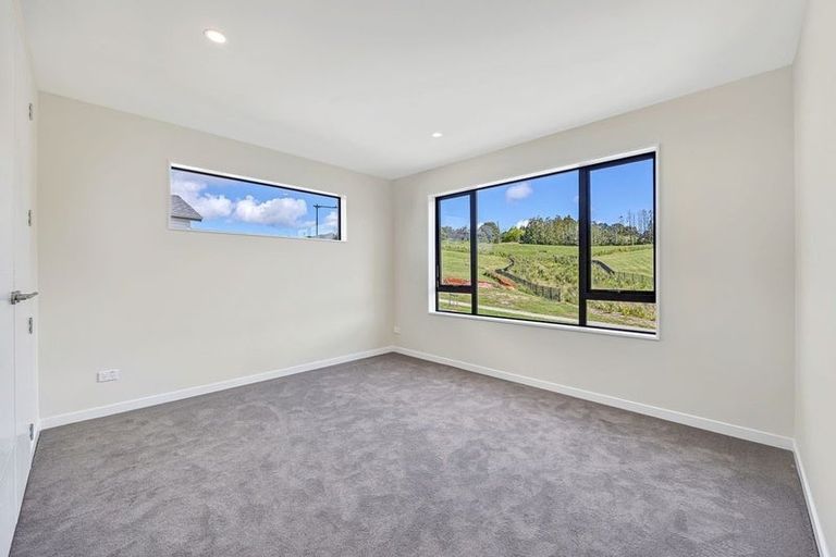 Photo of property in 13 Katote Avenue, Swanson, 0614