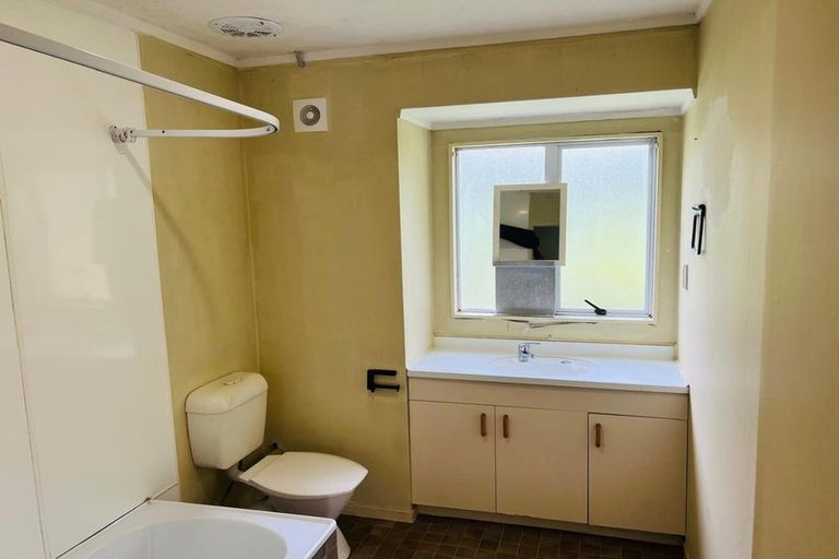 Photo of property in 3/10 Lyell Court, Clover Park, Auckland, 2019