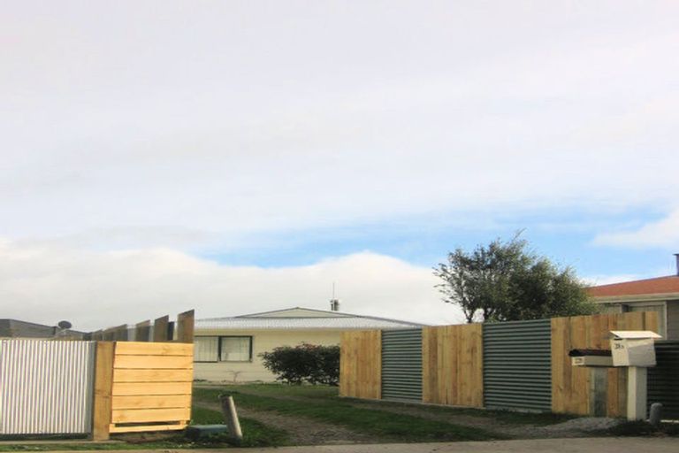 Photo of property in 28a Chelmarsh Place, Highbury, Palmerston North, 4412