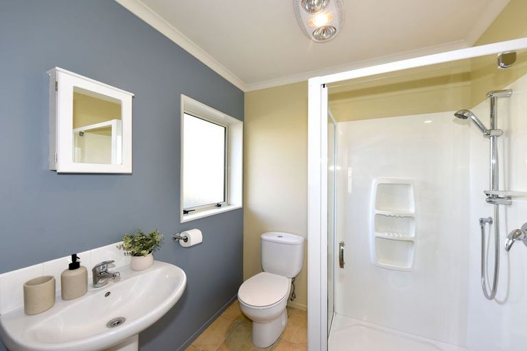 Photo of property in 17 Taranaki Drive, Woodend, 7610