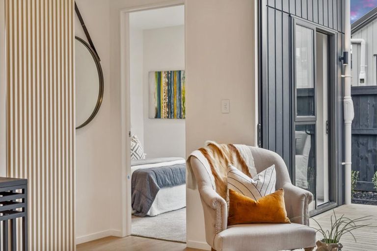 Photo of property in 23 Paretao Street, Massey, 0614