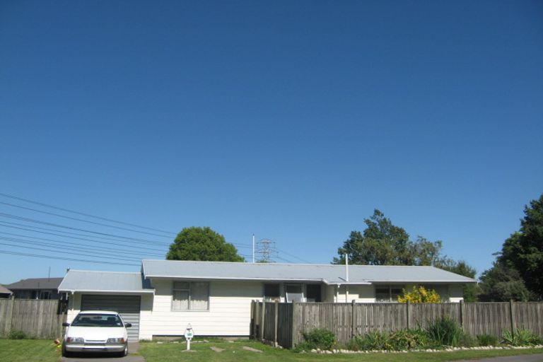 Photo of property in 3 Heidi Place, Broomfield, Christchurch, 8042