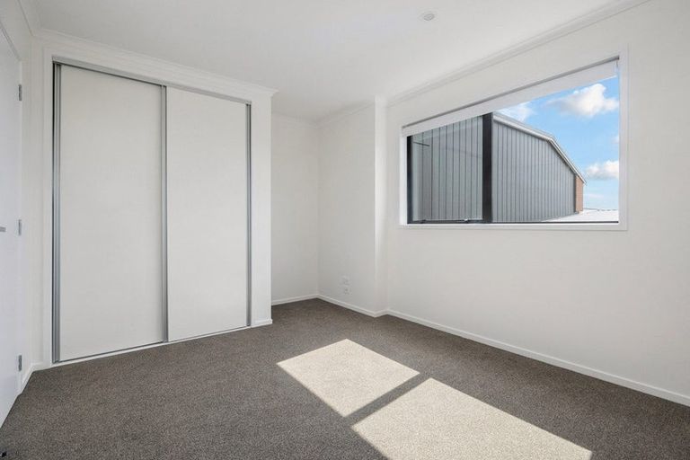 Photo of property in 4/1 Scott Road, Hobsonville, Auckland, 0616
