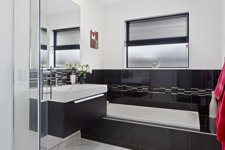 Photo of property in 5 Sincock Place, Kaiapoi, 7630