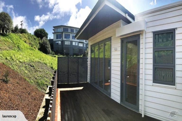 Photo of property in 8a Huka Road, Birkenhead, Auckland, 0626
