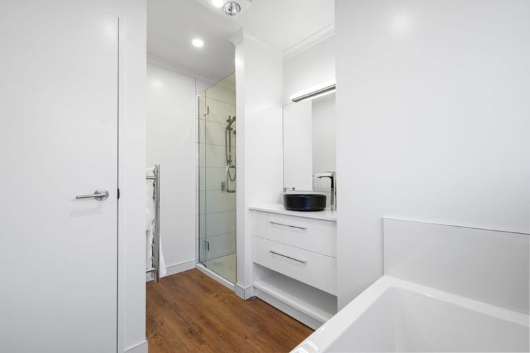 Photo of property in 29 Anglesea Avenue, Parklands, Christchurch, 8083