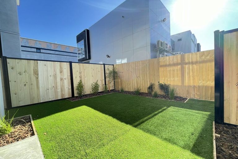 Photo of property in 6a/2 Taramea Place, Addington, Christchurch, 8024