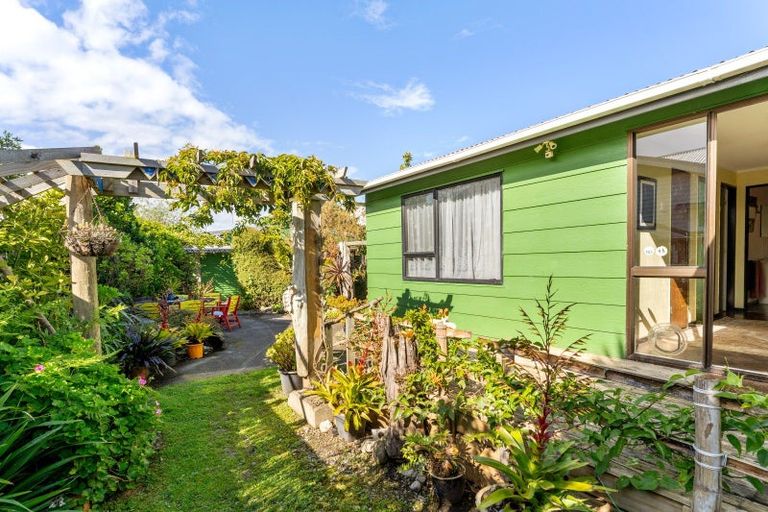 Photo of property in 215 Rangiuru Road, Otaki, 5512