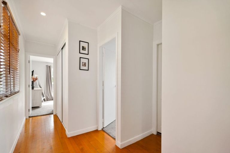 Photo of property in 88 Taikata Road, Te Atatu Peninsula, Auckland, 0610