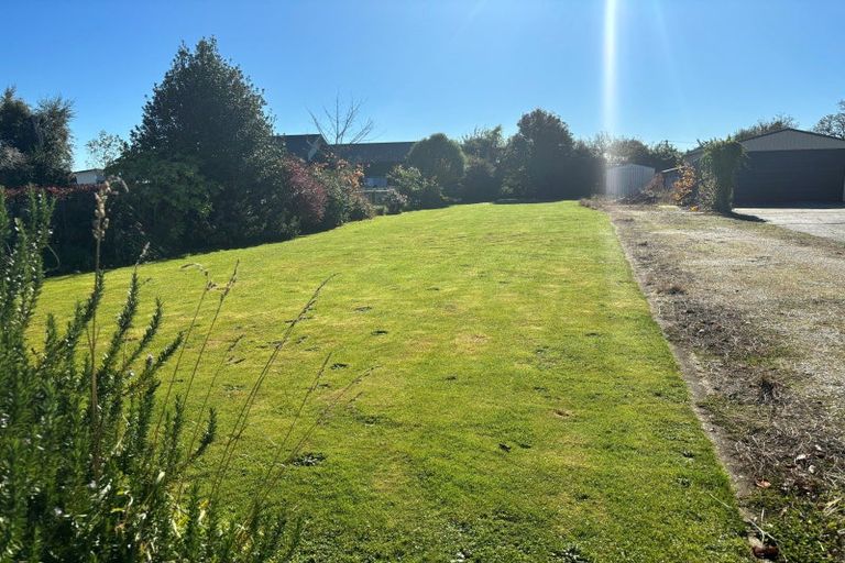 Photo of property in 28 Union Street, Winton, 9720