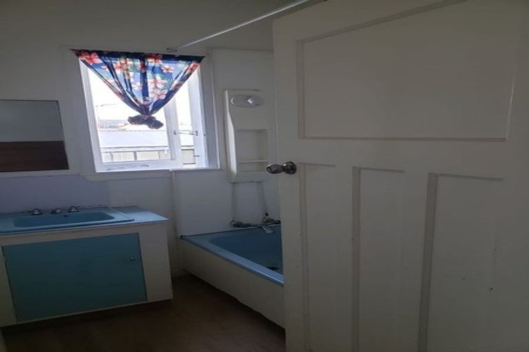 Photo of property in 1/23 Takanini Road, Takanini, 2112