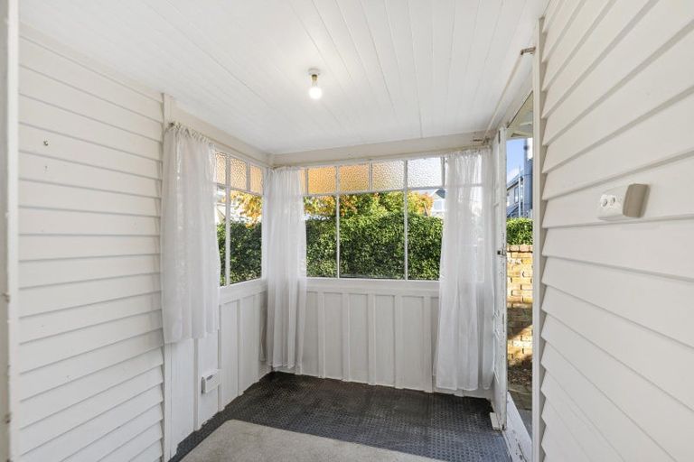 Photo of property in 12 Taylors Avenue, Bryndwr, Christchurch, 8052