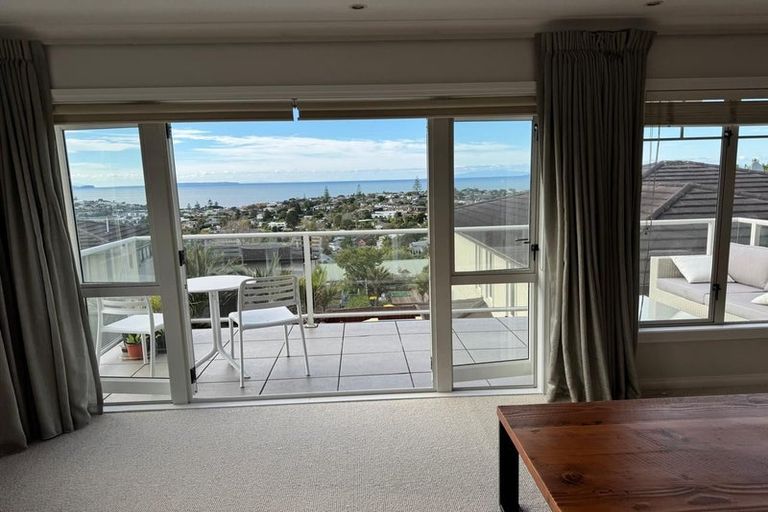 Photo of property in 235b East Coast Road, Mairangi Bay, Auckland, 0630